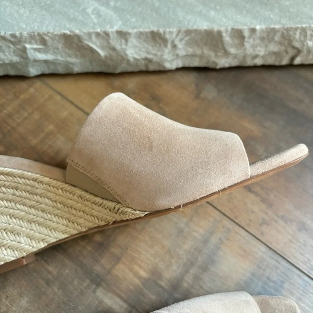 Vince Women's Size 8.5‎ Pia Wedge Espadrille Slide Taupe Clay Sandals